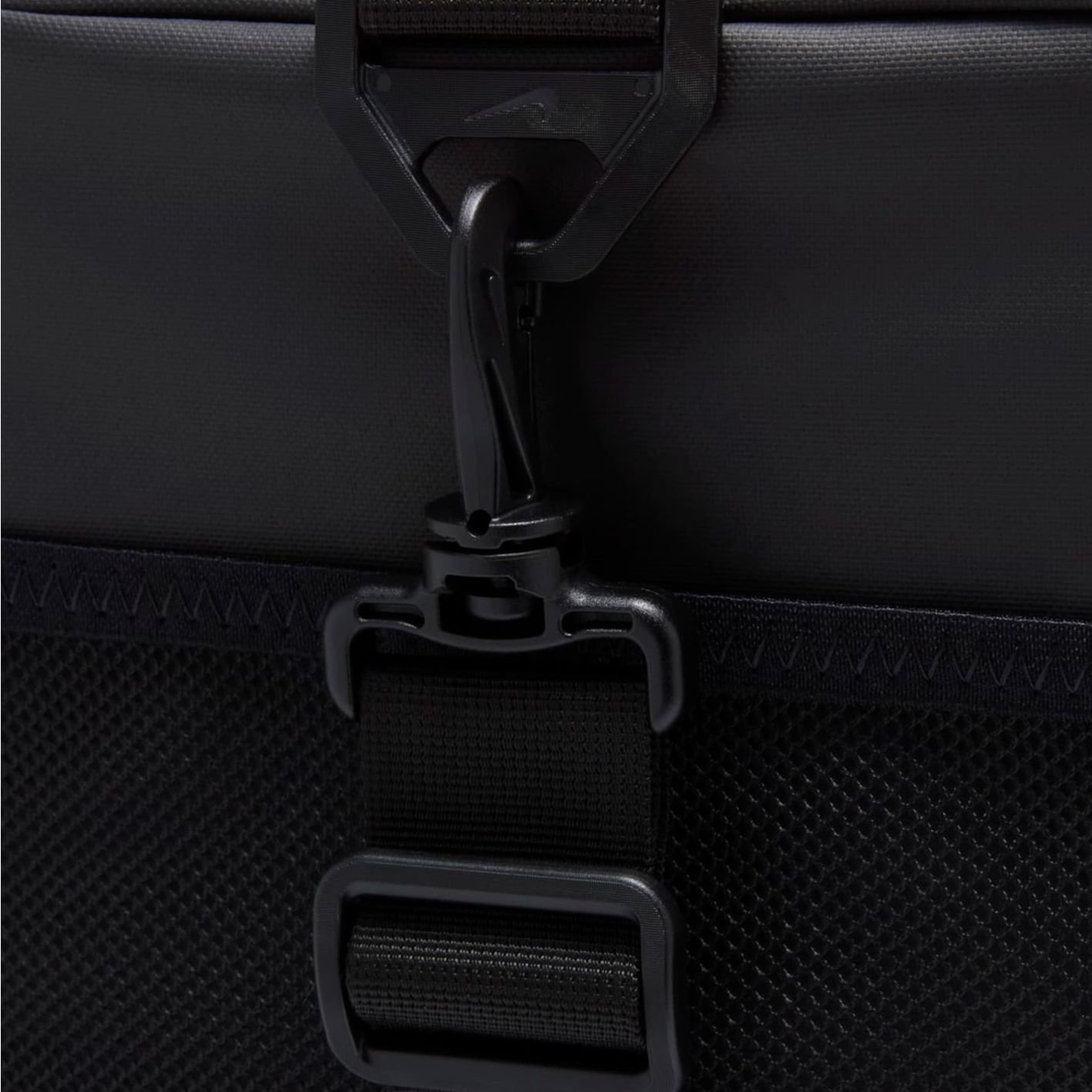 Bolsa Mala Nike Academy Team 95 Litros Cu8089-010