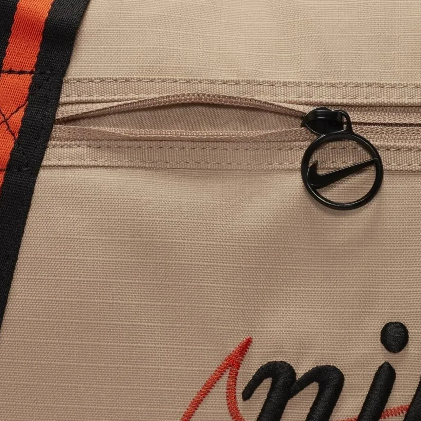 Bolsa Nike Gym Club Bag Plus Dh6863-200