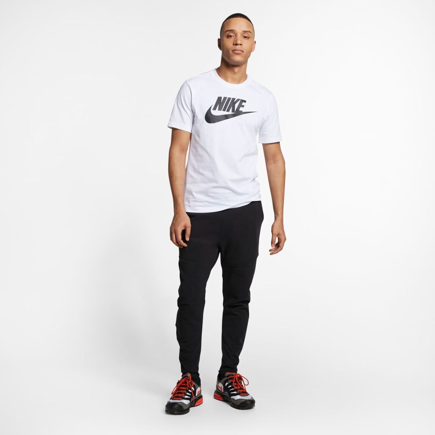 Camiseta Nike NSW TEE ICON AR5004