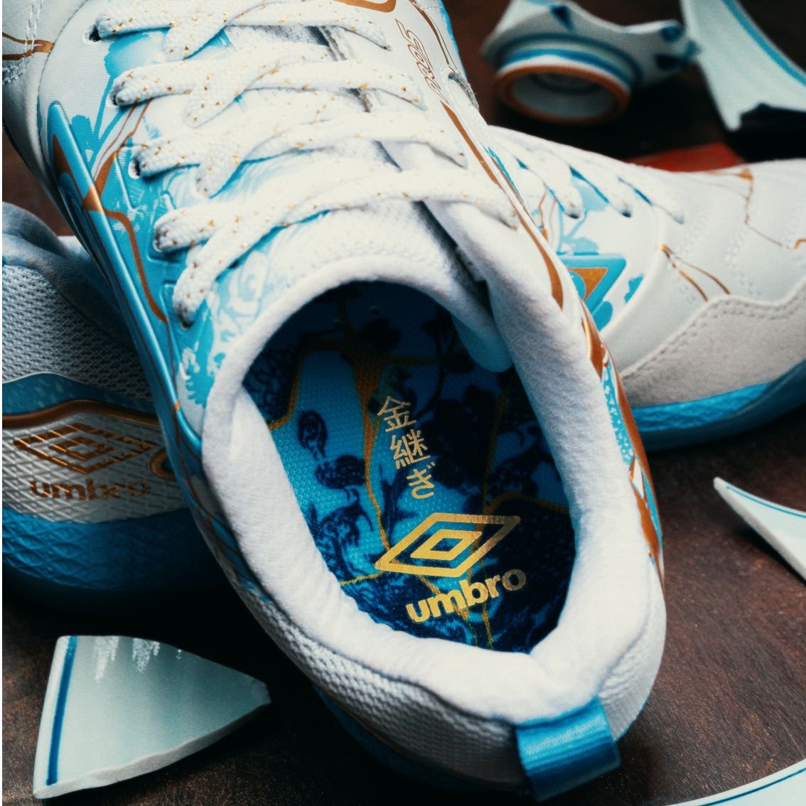Chuteira Futsal Umbro Ada Master Class PRO BUMP KINTSUGI U03FB00485