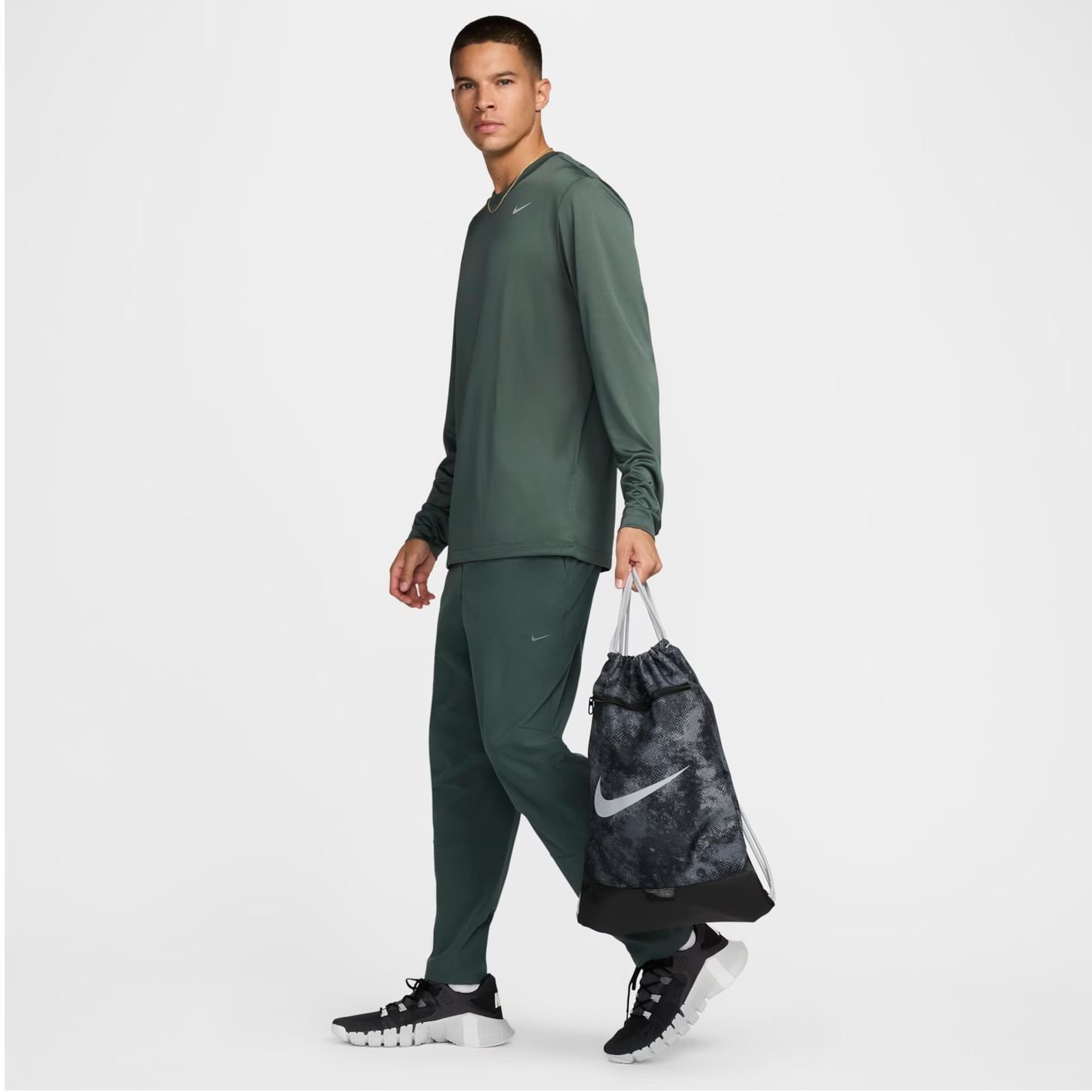 Sacola Nike Brasilia 9.5 Unissex FZ2613-068