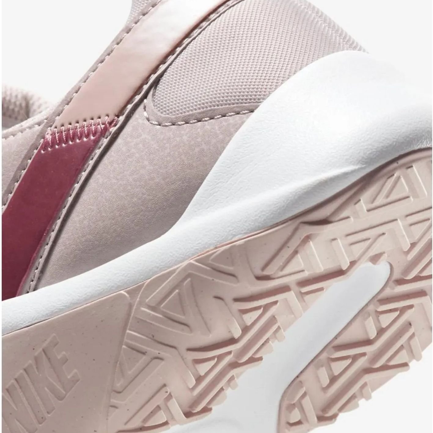 Tênis Nike Legend Essential 2 Cq9545-003