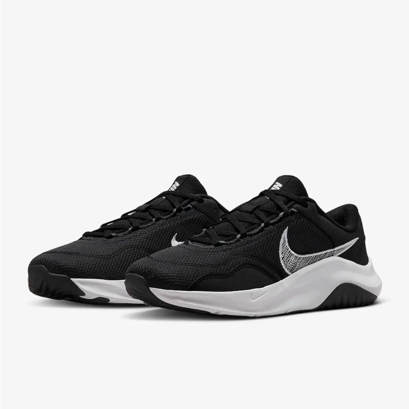 Tenis Nike Legend Essential 3 Dm1120-001